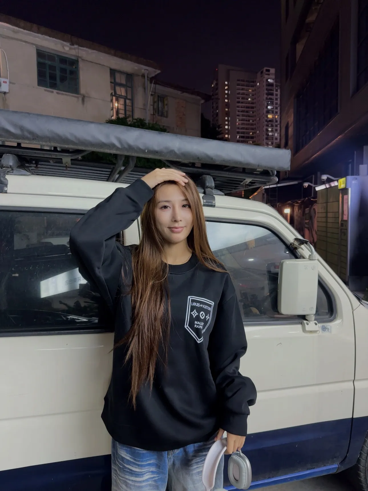 Louis Vuitton/Louis Vuitton shield crew neck sweatshirt